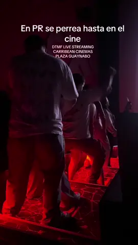 Mi mama fue a ver a @Bad Bunny en Carribean Cinemas de Plaza Guaynabo.  #DTMF #badbunny #puertorico #amazonmusic #plazaguaynabo 