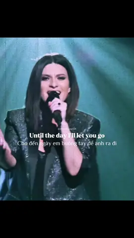 It's Not Goodbye - Laura Pausini #laurapausini #music #lyrics #nhachaymoingay #fyp 