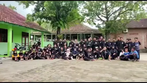 Acra UKT PSHT RANTING KLAMBU di halaman SDN 1 PENGANTEN. #fyp #psht #pencaksilat #nusantara #sedunia❤❤❤🙏🙏🙏 
