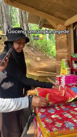 Baru ini semangkaa goceng gede banget #semangka #opentrip #pendakigunung #pendakiindonesia 