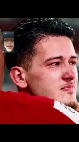 rasa kebahagiaan, tangis haru, teriakan semua akan pecah jika semua terwujud, semua akan bergandengan tangan untuk mendukung 1 Indonesia.. klw pun gagal saya akan tetap bangga menjadi saksi perjuangan timnas yg bgtu spectaculer.. fantastis.. bangga🔥🔥🔥🔥world cup 2026 #timnasindonesia  #fyppppppppppppppppppppppp  #worldcup  #indonesia🇮🇩  #timnasday 