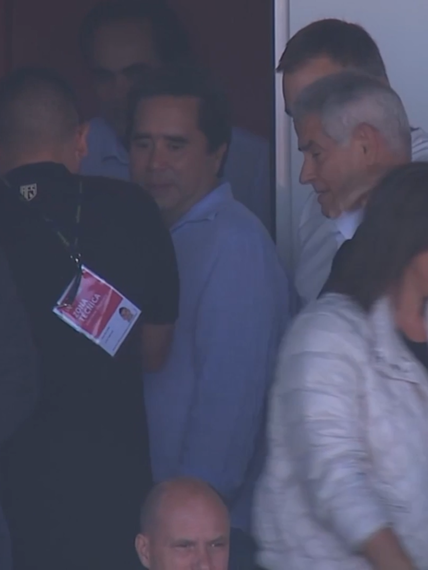 Quem vai ser o próximo presidente do Benfica 👀 #ligabwin #relatodosgolosdobenfica #benfica #benficasempre #slb #relato #rumoao39 #ruicosta #noronhalopes #vieira