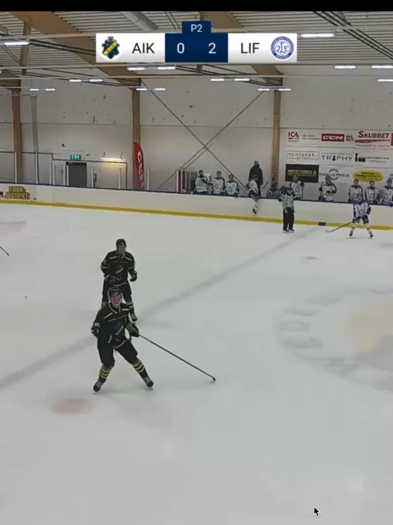 Mål. @elliot_l3wis Assist. @sigrell_14 @aikhockeyjr