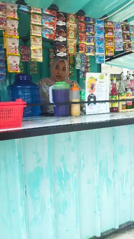 pokok kabeh tak doll... seng penting menghasilkan uang