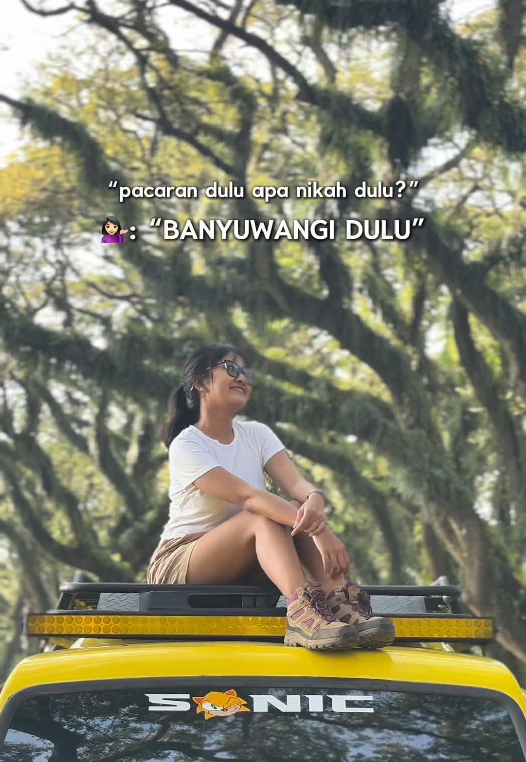 Yakin? Nikah atau Banyuwangi dulu nih?‼️🤔 Hehehehe kalau mimin ya ke Banyuwangi dan sekitarnya dulu nih, selain Banyuwangi wisata sekitarnya dari Bondowoso hingga Situbondo juga bagus nih visitorian 🤩😍 Biar dapet experience nya explore wisata yang bagus bagus🤩🙌🏻 Ada yang mau rencana explore kesini?🤔 Booking trip nya sekarang yah bersama kami visitbanyuwangi.id🤩✨ Save dan share info ini ke teman kamu😍‼️ Ada salam dari kami👋🏻  Sampai Jumpa di Banyuwangi🙌🏻 #banyuwangi #explore #banyuwangihits #banyuwangitiktok #banyuwangi_punya 