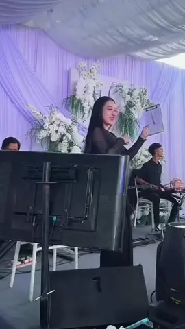 Mỗi lần lên sân khấu là đầy năng lượng 💃🏻 Show 21/9 siêu xinh #viralvideo #85 #xuhuong #xuhuongtiktok #MC 