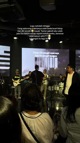 Kita tuh gatau diri bgt gaksi sebenernya, jawab ga jawab He still loved me right?😭😭 #worshipmusic #worshipniteproject #tiktokkristen #christiantiktok #christiansong 