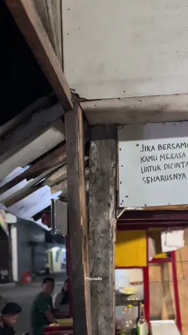 Sadar’o, ojo mbok terusne lehmu Ngemis 😂. #quotes #filosofia #katakata #video #anak #whatsappstatus #parody #beranda #selfreminder #motivation #capcut #tiktok #tiktokviral #fyp #jawapride #jowopride #nganjuk24jam #nganjuk #xybca #fyppppppppppppppppppppppp 