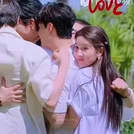 lucu bangett meluknyaa😭🤏🏻 #wangyuwen #chenxingxu #wowtheworld #asuddenlove #fyp 