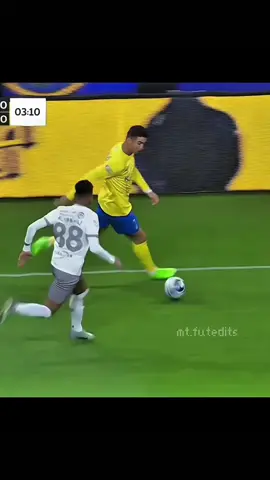 Old Ronaldo passing☠️ #footballtiktok #futbol #fyp #cr7 #cristianoronaldo 