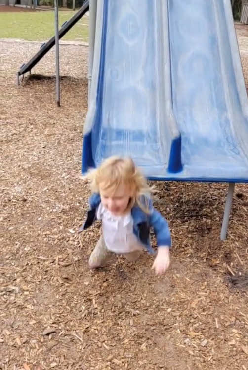 Baby failed to slide#foryou #interesting #fyp #tiktok #babies #cutebaby #kid #happy #Love 