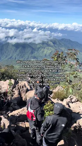 mending turu😭🙏 #mountain #pendakigunung #xybca #lawumountain #lawuviacemorosewu 
