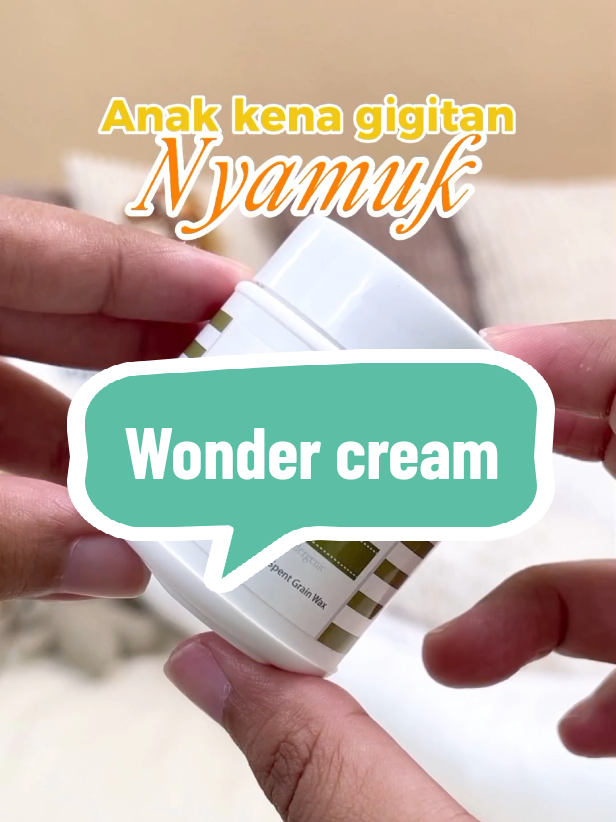 Tahukah mama? 🌿 Shea butter + argan oil dalam Wonder Cream bantu jaga kelembapan kulit bayi 💛 Senang dibawa & mudah digunakan! #joiellebaby #krimbayi #ibudananak 