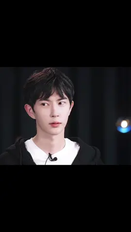 Rất đáng yêu đúng không? Nhưng anh ấy đã không còn nữa rồi 😭💔🕯🇨🇳#vumonglung🍋🍋 #于朦胧 #于朦胧yumenglong 