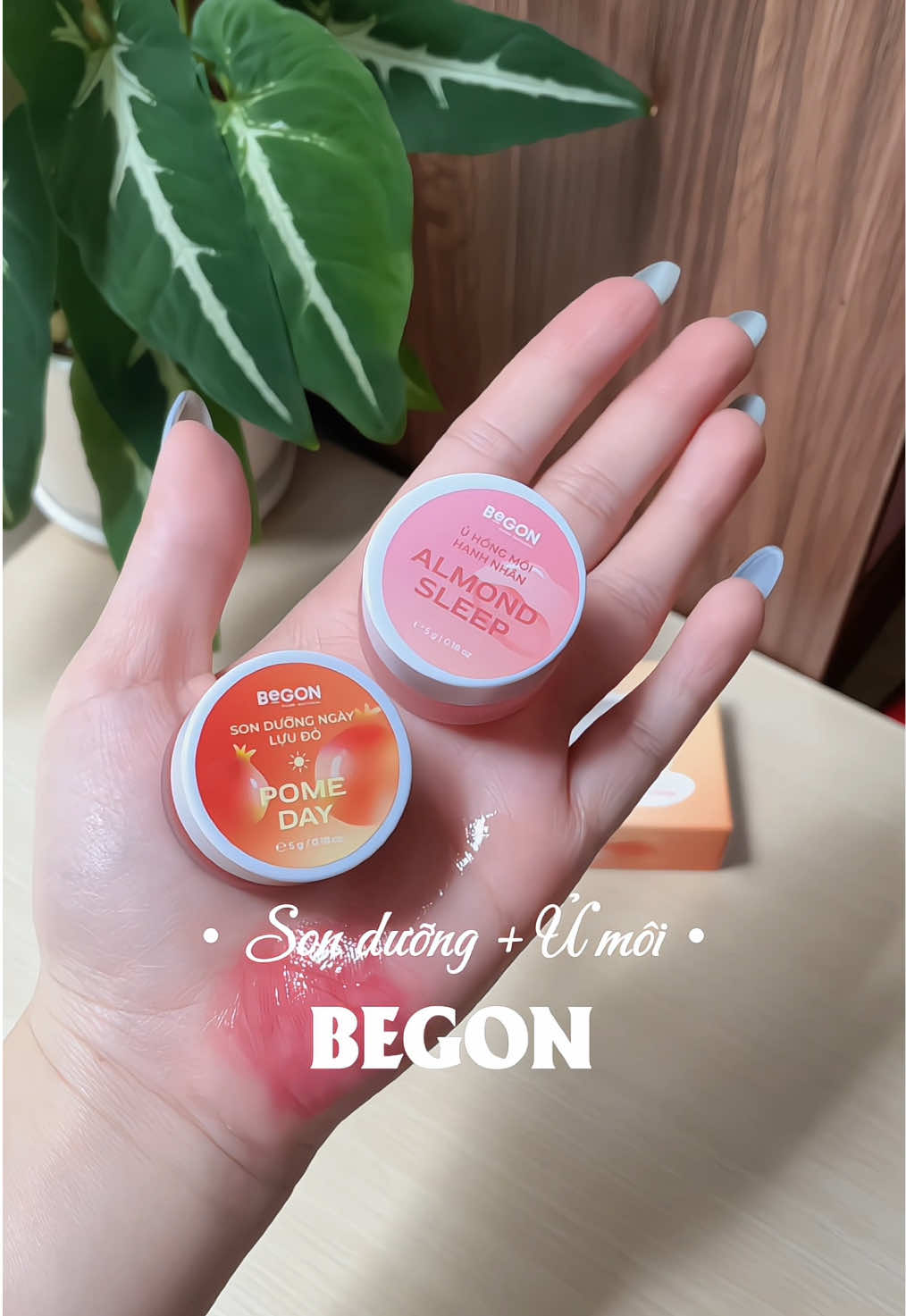 Môi hồng tự nhiên ban ngày. Mềm mịn ban đêm✨  #duongmoi #uhongmoi #sonduongluudo #umoi #begon 