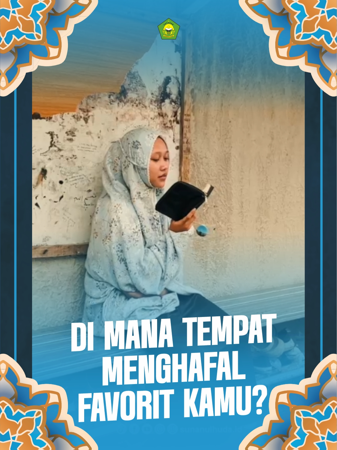 Ada yang merasa paling nyaman menghafal di masjid karena suasananya yang syahdu. Ada juga yang lebih fokus di kamar, di pojok kelas, atau bahkan di bawah rindangnya pohon di halaman pesantren. 🌿 Pertanyaan sederhana “Di mana tempat favoritmu ketika menghafal?” ternyata menyimpan jawaban yang beragam, penuh makna, dan mencerminkan betapa indahnya kebiasaan santri dalam mendekatkan diri pada kalam Allah. Karena sejatinya, bukan semata tempat yang menentukan, melainkan keikhlasan hati, kesungguhan niat, dan keberkahan suasana yang menyertai. Menghafal bukan hanya soal hafalan yang menempel di lisan, tetapi juga bagaimana ayat-ayat Allah hadir di hati, menemani langkah, dan menjadi cahaya dalam kehidupan. Kalau kamu, di mana tempat favoritmu untuk menghafal? Saksikan terus konten-konten terbaru Sunanulhuda di Youtube, Tiktok, Facebook dan seluruh media sosial kami. Jangan lupa ketuk dua kali atau sentuh pas di hati yaa☺️ #hafalan #alquran #penghafalquranindonesia #santriunik #ayomondok #santrisukabumi #sunanulhuda #suhucenter