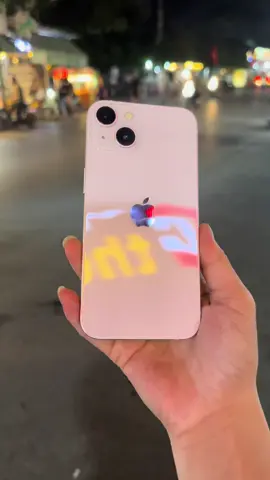 Chọn Iphone 13 thường hay 12Promax ae? #iphone #dienthoai #iphone13 #iphone12promax #xuhuong 
