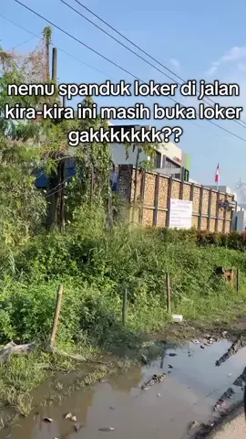 Tadi Minmin lewat jalan raya Narogong tepatnya dekat kawasan menara permai, lihat spanduk loker, apakah masih loker nya, trus ini produksi apa?? #promoseruweekend #klapanunggalbogor 