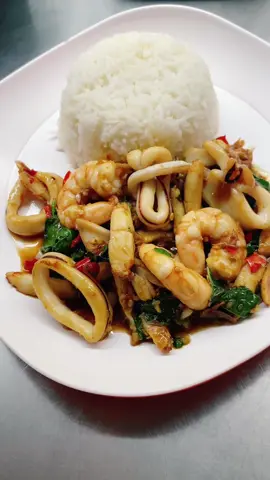 #ชัยเมศร์เหลาริมทาง #แจ้งวัฒนะปากเกร็ด19 #streetfood #creatorsearchinsights #ผัดกะเพรา #ข้าวไข่ข้นปู #ข้าวผัดปู #ข้าวหอมมันปู 