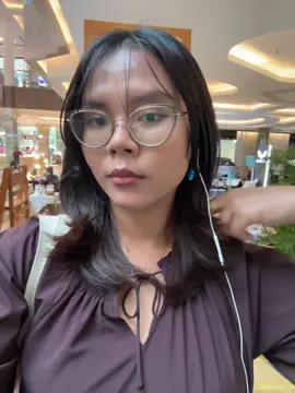everybody said dont get bangs, then i did hehe