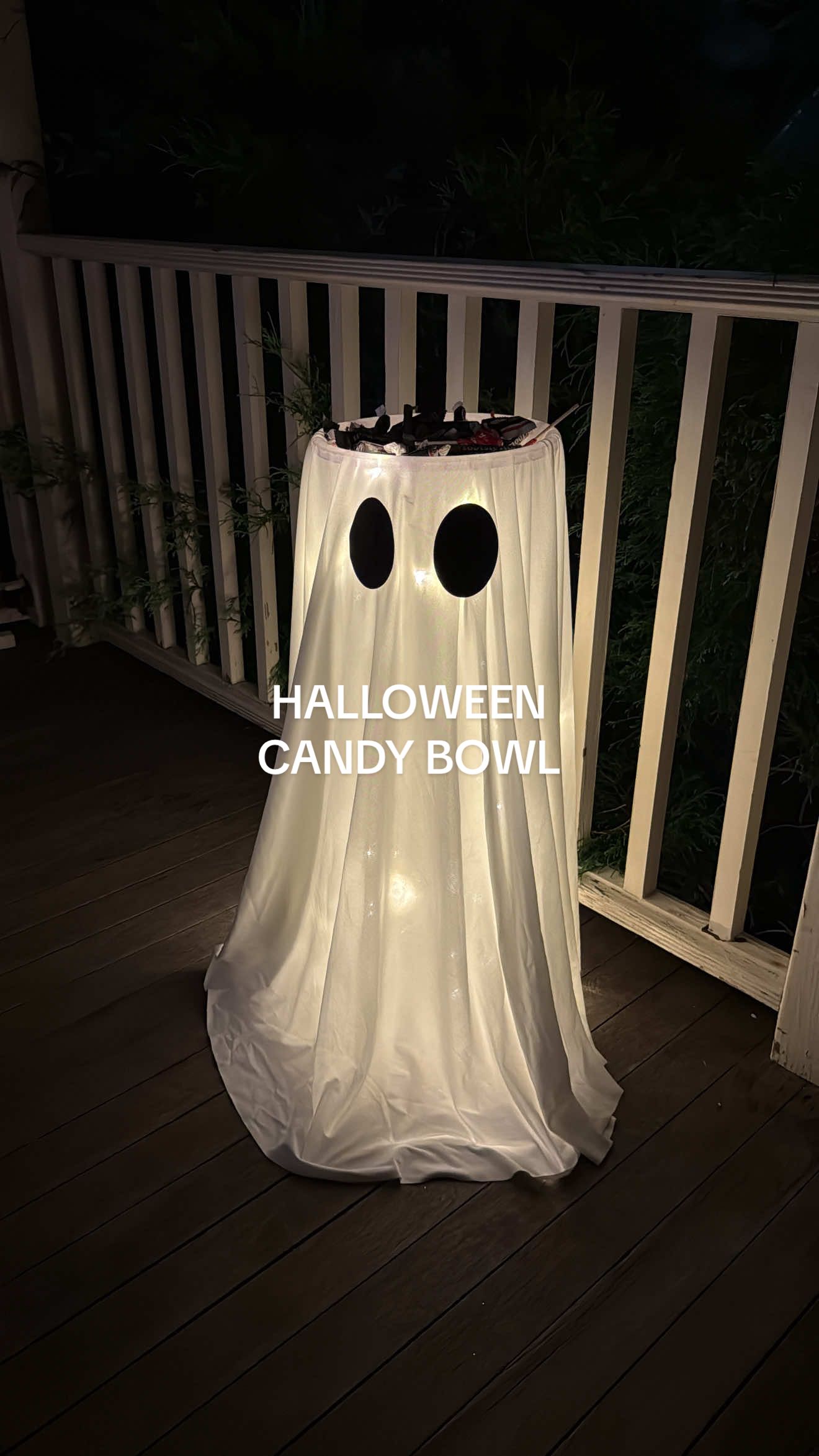 HALLOWEEN CANDY BOWL 👻 You can find this linked under “Halloween” in my amz str ✨ #halloweenwithkids #halloweenideas #halloweenmusthaves 