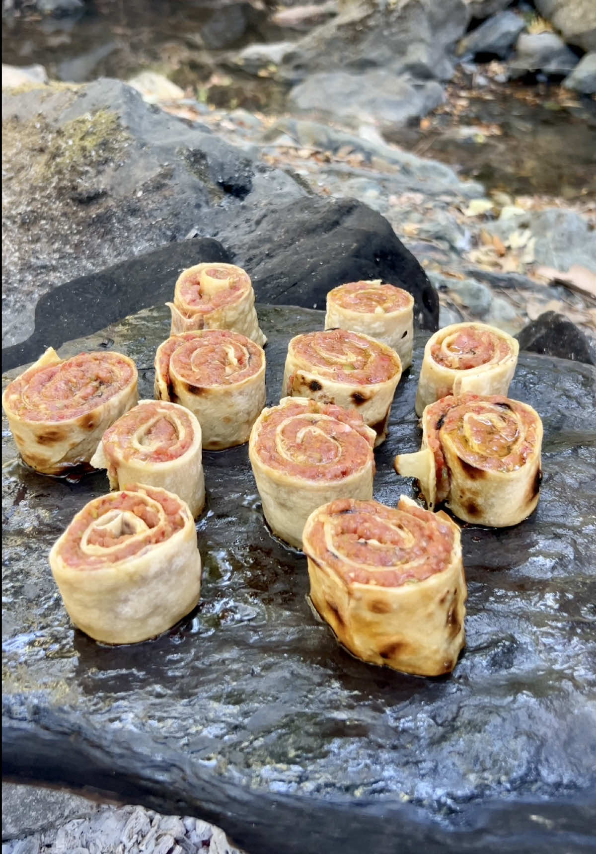 Taş Üzerinde Rulo Kebap 🥙 | Roll Kebab on Stone cooking . . . Knife 🔪: @The Nikos Knife 