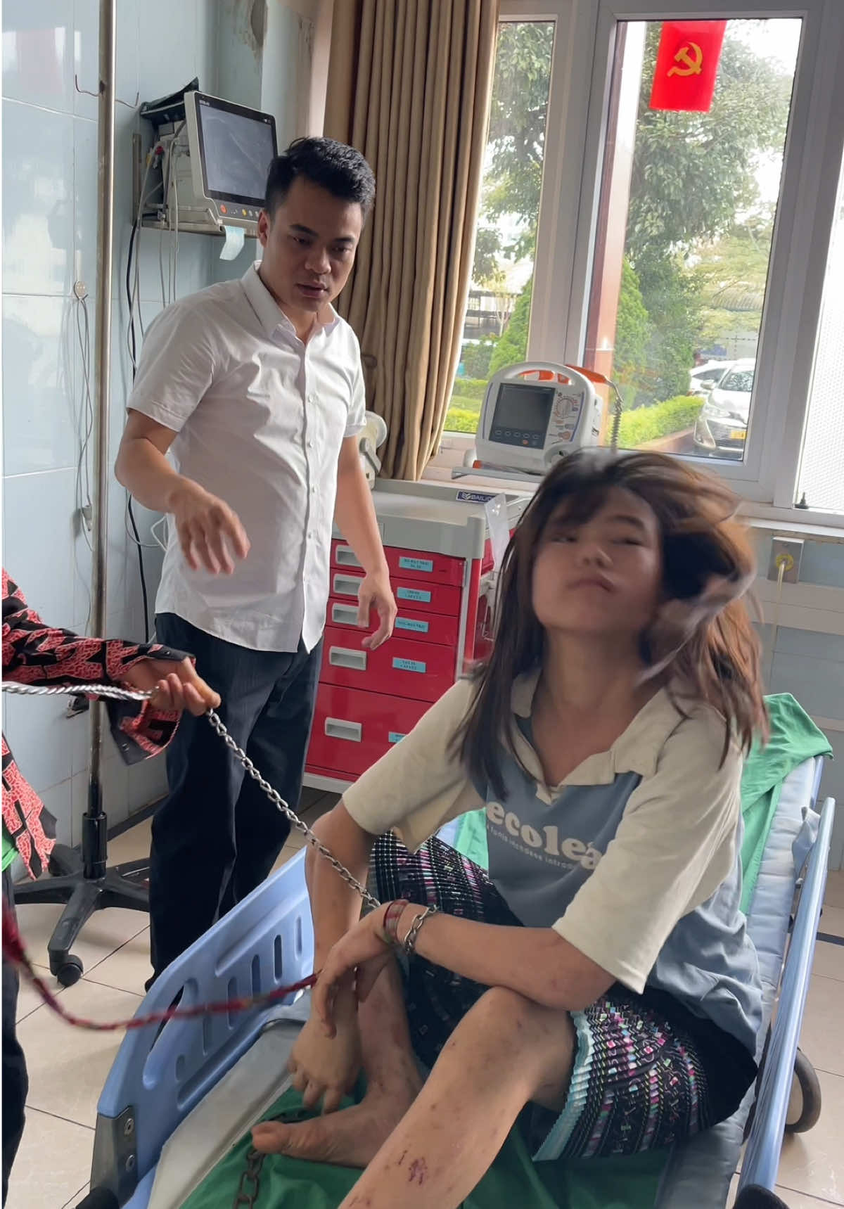 Thiếu nữ Xinh đẹp suýt cả 2 nằm viện#anongtv 