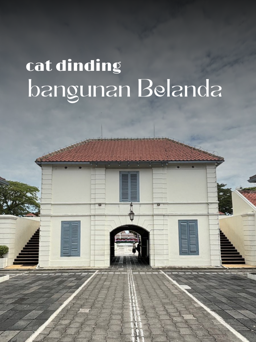 Menurut kalian, perawatan penting dalam bangunan Indis yang usianya sudah 1 abad ini gimana? Menurut Geza, supaya tetap cantik dari luar pakai cat Jotun sih. Kalian bisa kunjungi Lancar Paint Expo di Jogja City Mall tanggal 24 - 28 September ini untuk experience kalian! #sejarah #heritage #jogja 