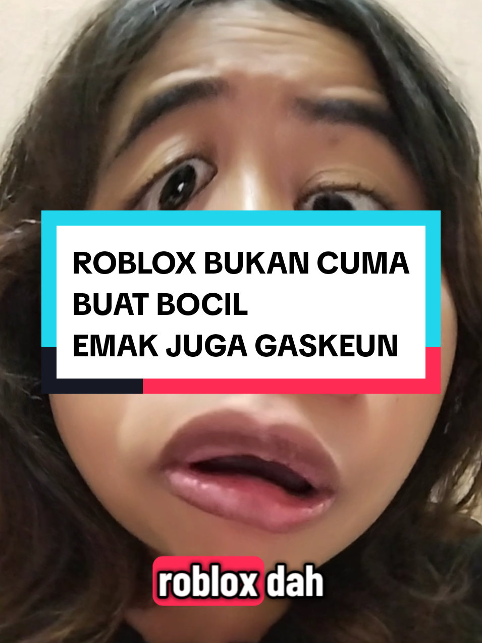“Roblox bukan cuma buat bocil, emak pun bisa join 😂” #game #roblox #anak #orangtua #fyp 