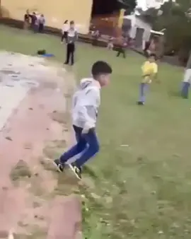 Hahahah🤣good boy#douyin #football 