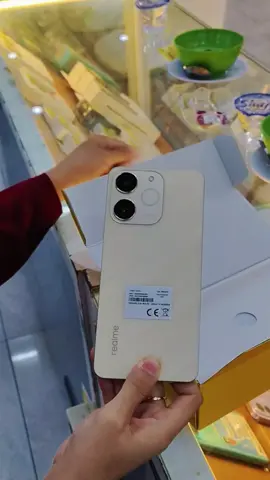 ✨Realme Note 70 hadir dengan desain stylish dan performa kencang! 📱🔥 Bikin aktivitas harian makin lancar, foto makin kece, dan gaming makin stabil 🚀 #RealmeNote70 #SmartphoneTerbaru #FYP #RekomendasiHP #dancellpare2
