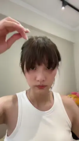 Ơn giời, nhờ mấy chị đẹp bên Trung mà t mới mò ra được chân ái đời mình 🥹 Từ nay cái mái bay loạn xì ngầu của t coi như được giải thoát rồi 😭🫰 #dethuong #meolamdep #lamtoc #dangyeu #stuff 