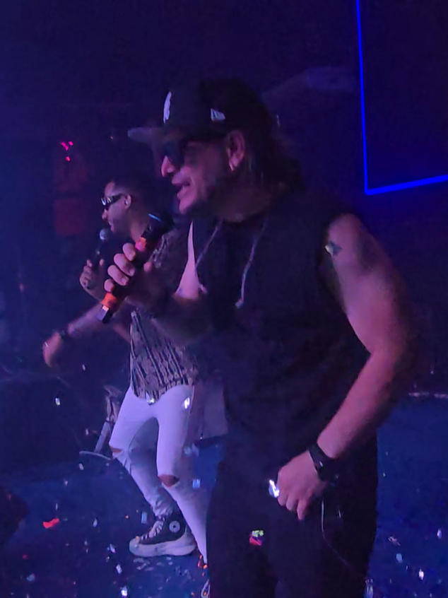 Te acostumbraste a mi forma de besarte y ahora que ya no estoy tú no sabes que hacer...!!! que TE - MA - ZO...  #PRIMAbeer #floresamarillas #diadelaprimavera #diadelaprimavera #SHOW @lafiesteramusic @Radio Exclusiva 