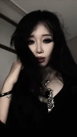 biến hình #viral #xh #goth #viral #fyp 
