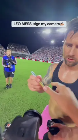 Leo Messi & Camera✍️🤩 #messi #intermiami #fyp 