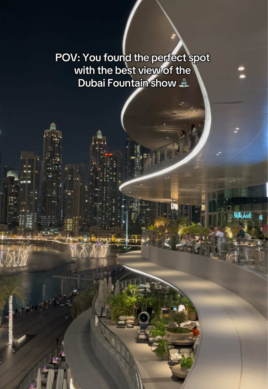 ⛲️ #creatorsearchinsights #dubai #cafe #dxb #fountain 