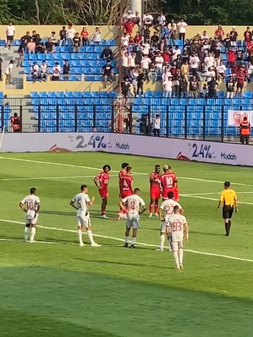 Rosalvo,Franca,Sudi ⚽ wes mboh kono let, lagi mumet 🤕       #persijapjepara #ikijeporo #indosiarsports #brisuperleague 