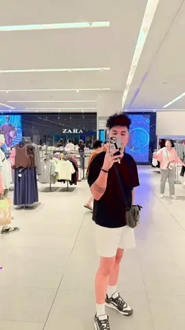 It’s better to be alone than being with someone, who makes you feel Alone!✨#fypシforyou #zyxbca #fyppppppppppppppppppppppp #ofwtaiwan🇵🇭🇹🇼 #lgbt🌈 #Taichung 