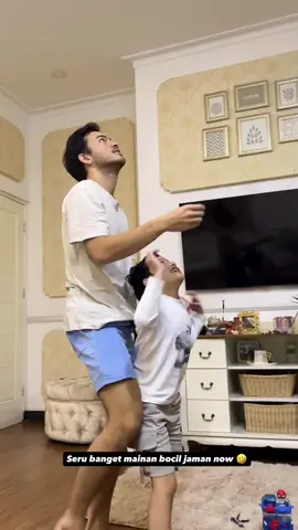 malah unclenya yg keasikan 😂  #rizkynazar 