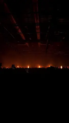 Place on Fire🔥#blackworks #hardtechno @Fantasm 🔥