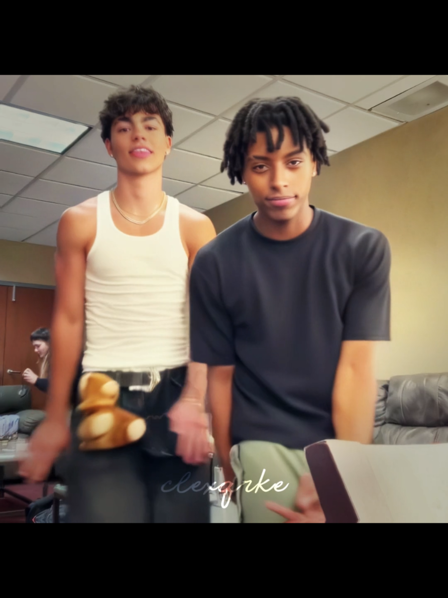 i'm missing malachis and mks tik toks together (especially the tour ones) || #malachibarton #mekonnenknife #edit #fy #viral  @Malachi Barton @Mk🇪🇹  sdt:@𝘷𝘦𝘳𝘰𝘯𝘪𝘬𝘢  dt:@mini⁷ @⟭Anja⟬ @🩶🐺 Channie's Wolf 🐺🩶 