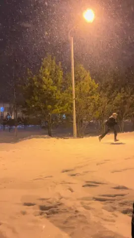 #snow #fyp #friends #100k #viralvideos 