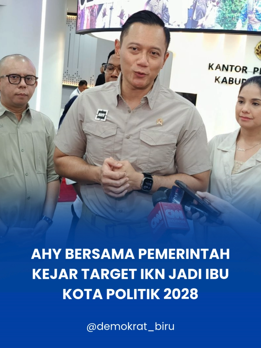 Menteri Koordinator Infrastruktur dan Pembangunan Kewilayahan, Agus Harimurti Yudhoyono (AHY), menegaskan bahwa pemerintah akan mempercepat pembangunan IKN agar resmi menjadi ibu kota politik pada 2028, khususnya dengan fokus pada kawasan legislatif dan yudikatif. Komitmen ini didukung oleh Peraturan Presiden Nomor 79 Tahun 2025 tentang Pemutakhiran Rencana Kerja Pemerintah (RKP), yang mengatur bahwa wilayah IKN yang akan dijadikan sebagai ibu kota politik seluas 800-850 hektare.  Namun, realisasi proyek terancam melambat karena usulan tambahan anggaran sebesar Rp14,92 triliun ditolak oleh Banggar DPR RI, sementara anggaran yang disetujui untuk tahun 2026 hanya sebesar Rp6,26 triliun. Anggaran tersebut digunakan untuk pembangunan gedung lembaga negara seperti DPR, DPD, MPR, MA, MK, dan KY, sedangkan proyek pendukung seperti masjid, perumahan ASN dan fasilitas umum menunggu kepastian pendanaan #partaidemokratrat #beritaviral #beritahariini