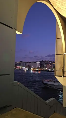 19:50 🫶 Canlı yayındayız 📍Galata köprüsü istanbul 