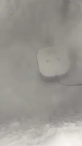 #fyp #iceeatingvideos #freezerfrost #freezerfrostchunk #iceeatingsounds 