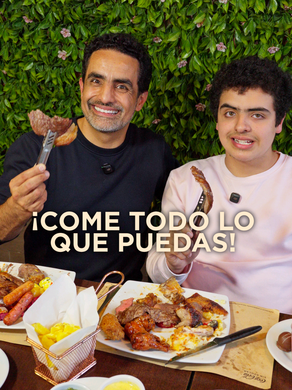 ¡Come todo lo que puedas! Disfruta de un verdadero banquete en familia en @Rodizio_Peru porque tiene un espectacular buffet de carnes en espadas, acompañar por platos criollos, pastas, ensaladas y postrecitos para agasajar al paladar.  Rodizio tiene 5 locales y de lunes a jueves el quinto no paga. ¡Provecho! #Carnes #Buffet #Rodizio #Publicidad