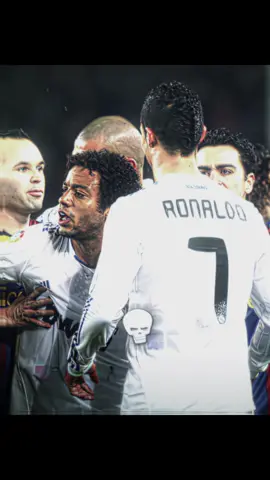 ronaldo angry vs barcelona players #ronaldo #trendiing #edit #aftereffect #futbol⚽️ #footballtiktok #footballedit