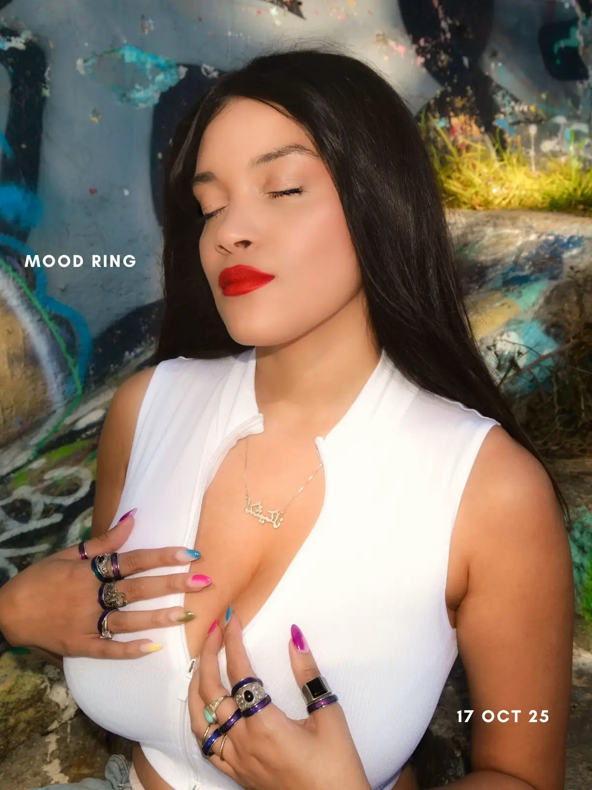 ‘MOOD RING’ OUT EVERYWHERE 17 OCTOBER 2025. Here’s some artwork <3 Go to my Instagram @nakishka for a snippet of the track 
