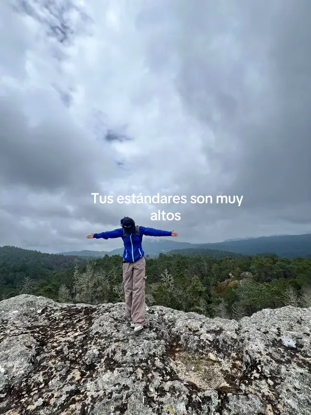 🙂‍↔️#Hiking #naturevibes #senderismo #montaña 