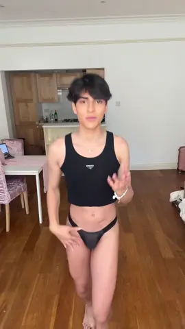 Get ready with me for photo shoot ♥️ #fashion #femboy #fashiontiktok #outfit #grwm 